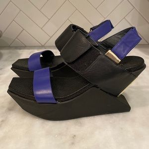 United Nude Sandals - size 40/9.5-10 black and blue. Like new